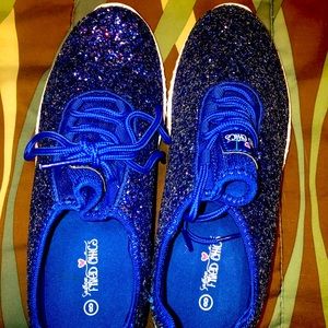 Glitter bomb sneakers